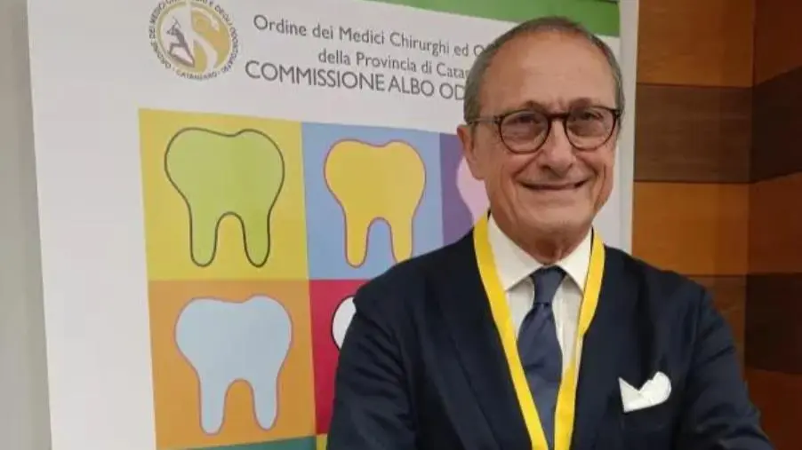 Gli odontoiatri al servizio delle famiglie: a Catanzaro il 6°appuntamento con il Corso di aggiornamento images Gli odontoiatri al servizio delle famiglie: a Catanzaro il 6°appuntamento con il Corso di aggiornamento