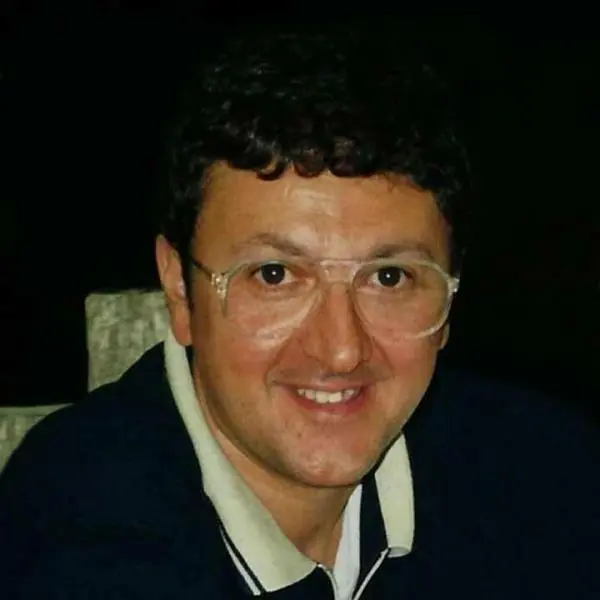 images La prima canzone dedicata a Papa Francesco è di un compositore catanzarese: "Un Papa grandioso"