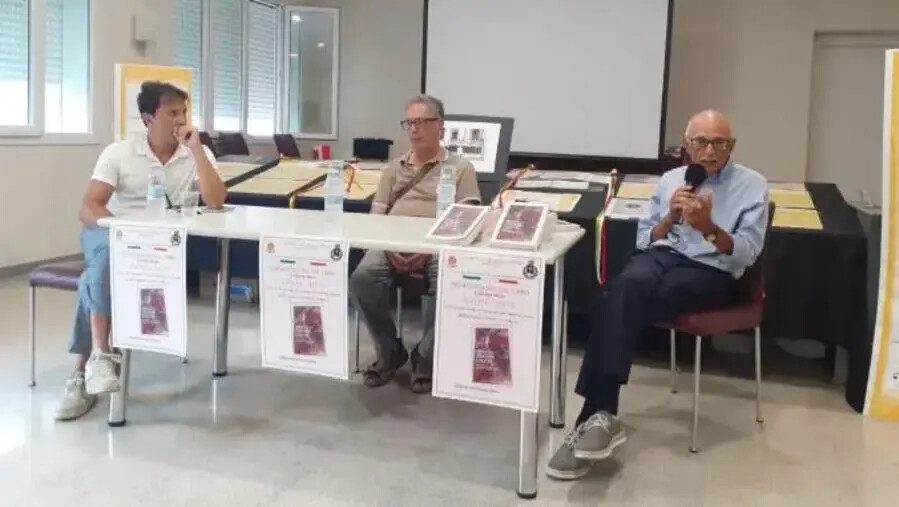 A Montauro la presentazione del libro “Amore Cieco” di Salvatore Blasco images A Montauro la presentazione del libro “Amore Cieco” di Salvatore Blasco