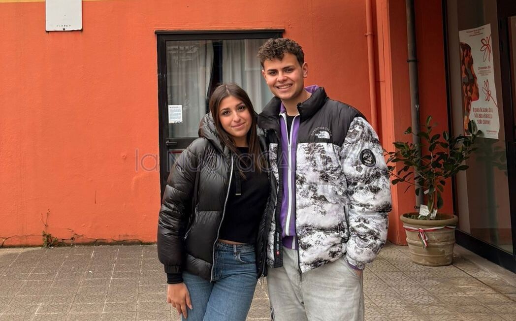 images Il ritorno più bello: Castrovillari riabbraccia i due studenti rientrati da Dubai