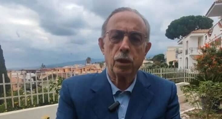 images L'addio commosso di Antonella Mongiardo "al preside Gerardo Pagano e alla scuola di una volta"