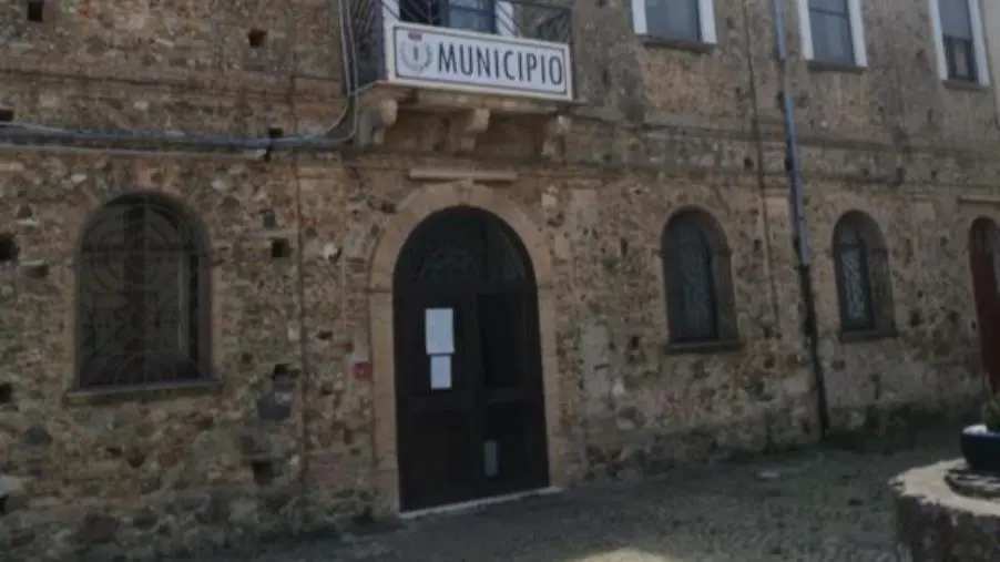 Consiglio comunale a Maida, Decio, Pilò e Ciliberto: "Gli atti confermano le ragioni della crisi e chiariscono il caso Lamezia Europa"