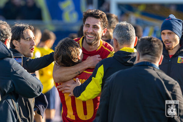 Serie BKT, Catanzaro e Avellino in campo alle 17.15: le probabili formazioni images Serie BKT, Catanzaro e Avellino in campo alle 17.15: le probabili formazioni