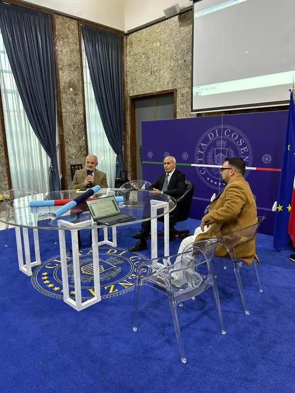 images Capodanno, a Cosenza ci sarà Achille Lauro 