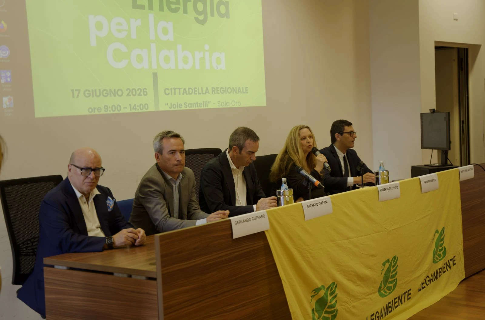 “Ok, la bolletta è giusta: il prezzo zonale è giustizia sociale”, parte dalla Calabria la campagna di Legambiente