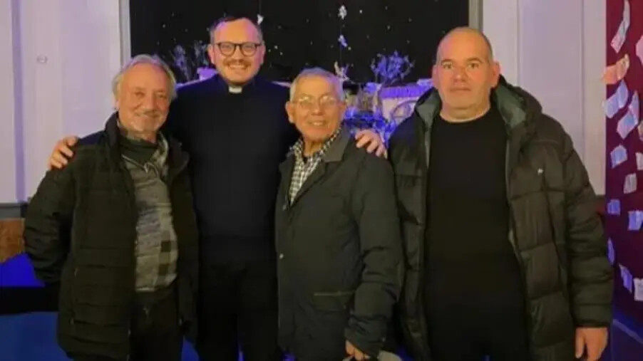 images “Il Libro della Vita”: a Satriano un presepe che invita a riflettere e rinnovarsi