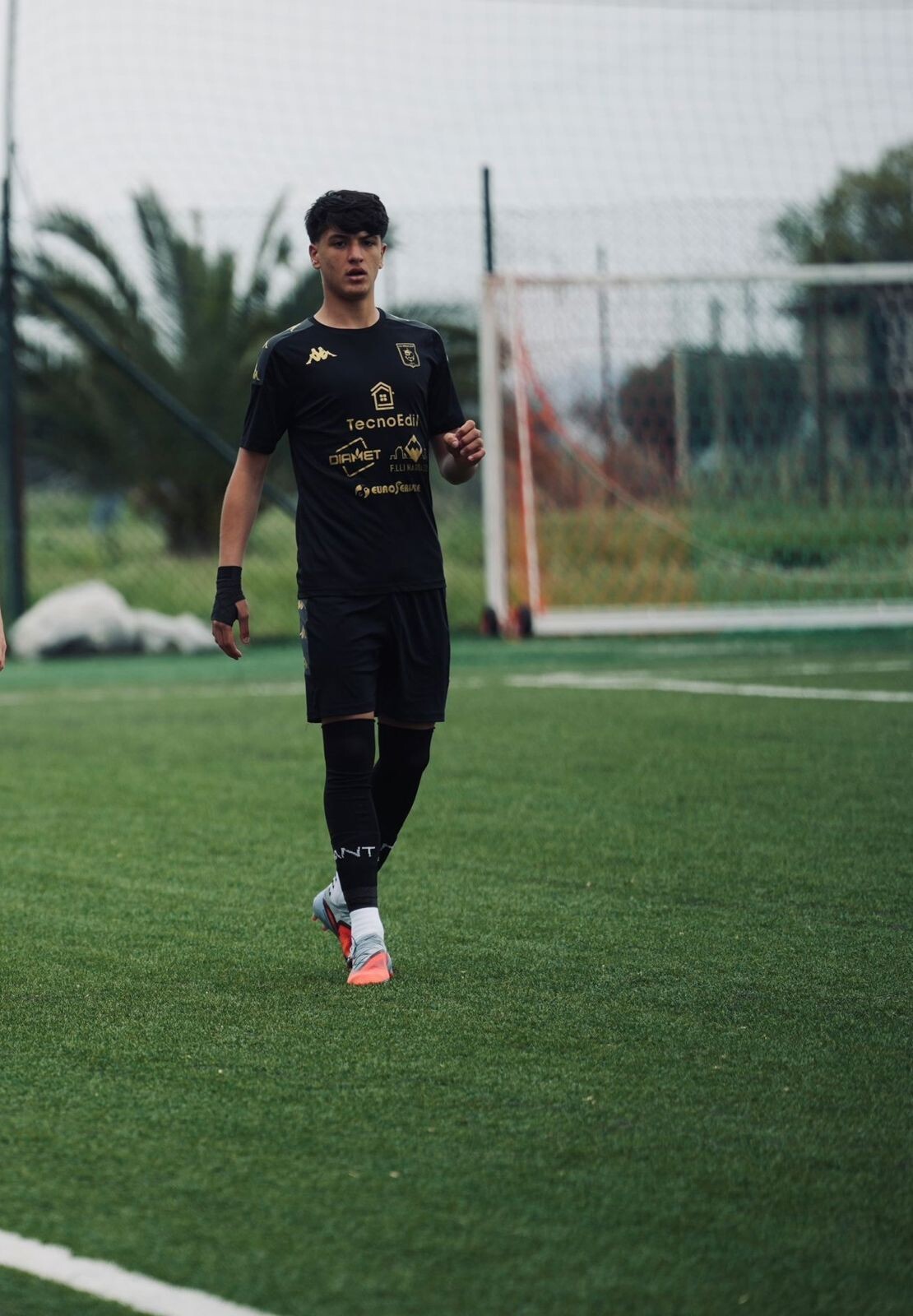 images Salvatore Morrone, il 17enne attaccante del Sersale nuovo talento del calcio calabrese 