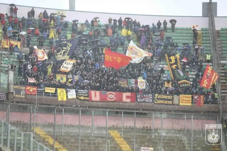 images Serie B, Catanzaro e Spezia in campo alle 17.15: le formazioni ufficiali