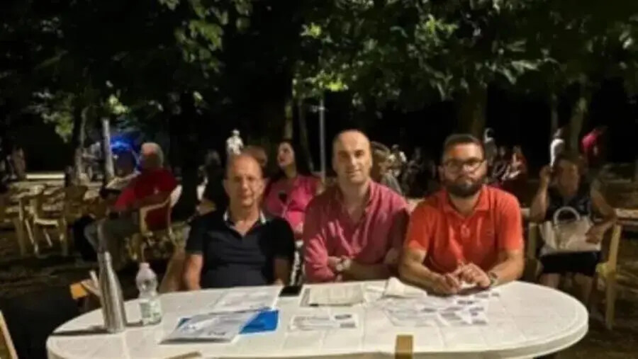 images Autonomia differenziata, al Monte di Cassano la raccolta firme di Noi di Centro