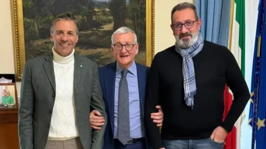 Scambio di auguri tra il Prefetto di Catanzaro ed il Sindacato Fsp images Scambio di auguri tra il Prefetto di Catanzaro ed il Sindacato Fsp