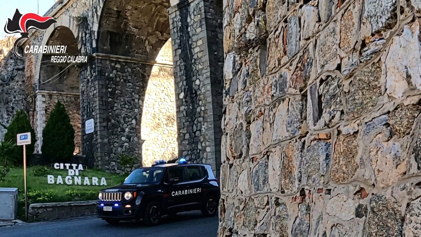 Bagnara Calabra (Rc), due minori arrestati dai Carabinieri per tentato omicidio 