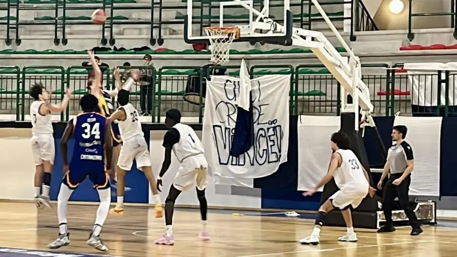 images La Basket Academy parte male nel primo quarto e perde a Canosa 69-62