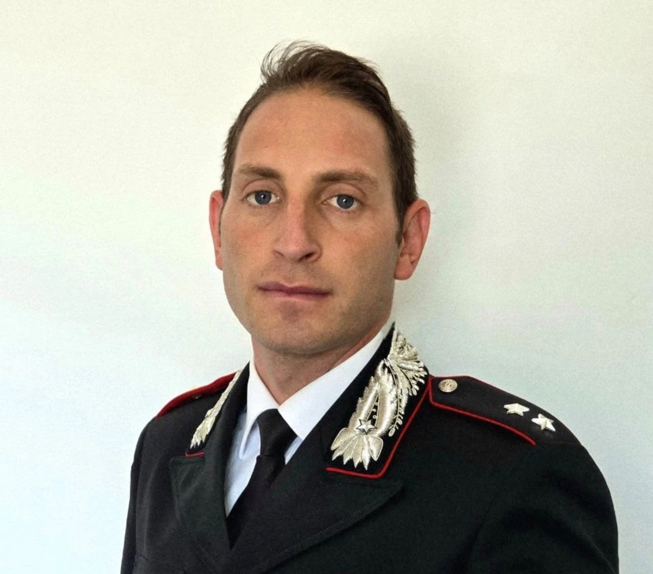 Soverato, il Tenente Coccia lascia il comando del Nucleo Operativo e Radiomobile dei Carabinieri 
