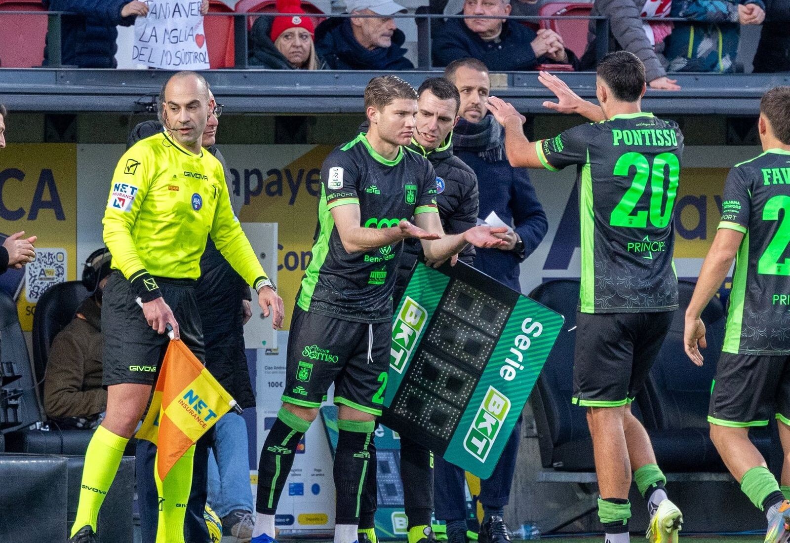 Il corsivo giallorosso. Ben tornato Marco Pompetti! Aquile, dimenticare Bolzano e ripartire di slancio images Il corsivo giallorosso. Ben tornato Marco Pompetti! Aquile, dimenticare Bolzano e ripartire di slancio