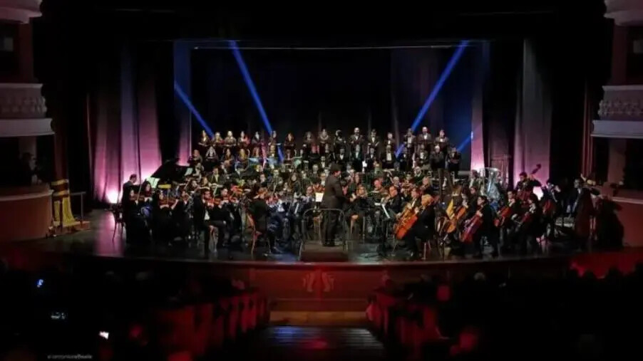 images Al Politeama di Catanzaro "Pierino e il lupo": la fiaba musicale per eccellenza narrata da Peppe Servillo