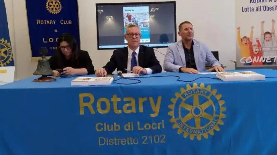 Da Locri un esempio nazionale, il Rotary Club illumina la via per combattere l'Obesità infantile images Da Locri un esempio nazionale, il Rotary Club illumina la via per combattere l'Obesità infantile