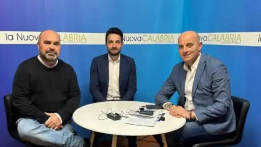 Catanzaro Capitale, pratiche comunali e angolo giallorosso alla vigilia del match col Modena (DIRETTA) images Catanzaro Capitale, pratiche comunali e angolo giallorosso alla vigilia del match col Modena (DIRETTA)