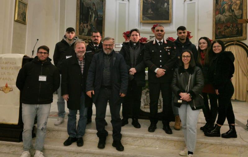 Furti e raggiri agli anziani, i Carabinieri incontrano la comunità di Simeri Crichi images Furti e raggiri agli anziani, i Carabinieri incontrano la comunità di Simeri Crichi