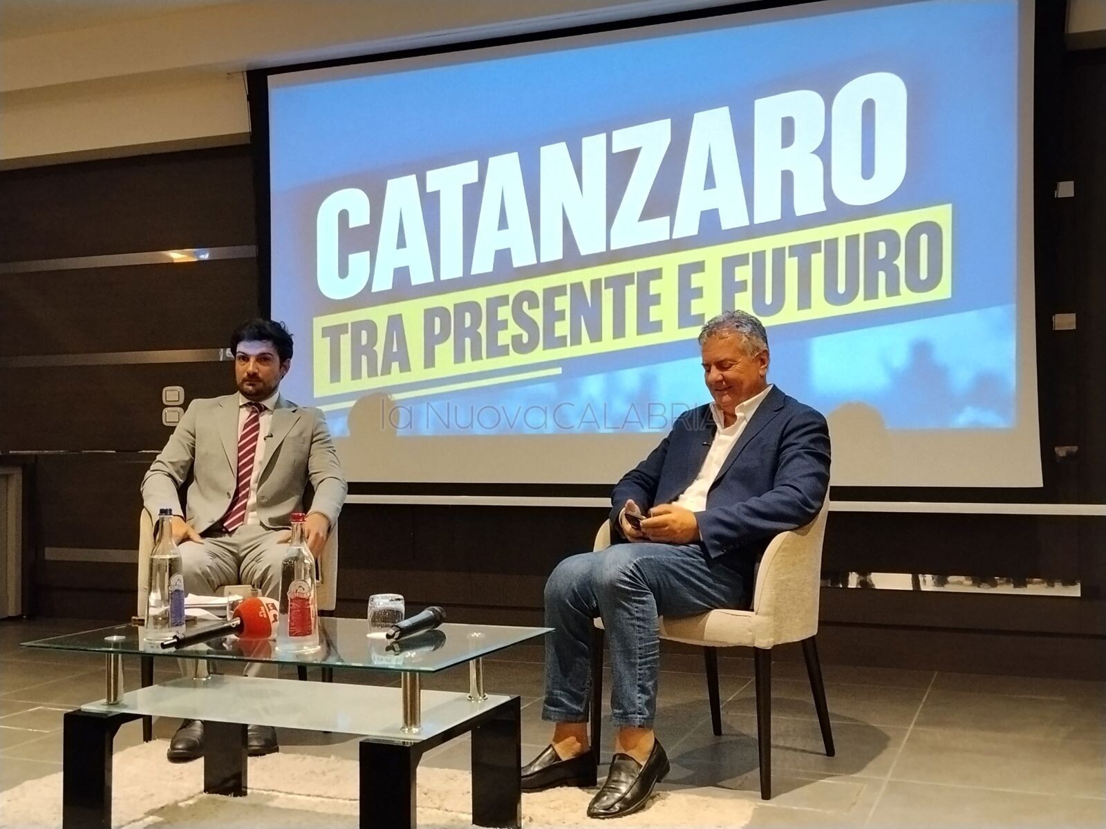 "Catanzaro tra presente e futuro": l'incontro pubblico con il vicepresidente regionale Filippo Mancuso images "Catanzaro tra presente e futuro": l'incontro pubblico con il vicepresidente regionale Filippo Mancuso