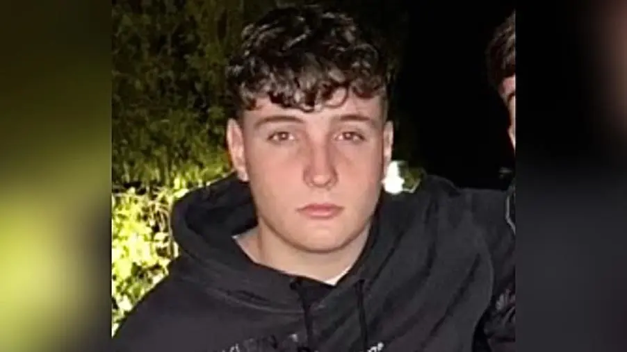 Catanzaro, Riccardo morto a 15 anni: l'amico alla guida dell'auto patteggia la pena