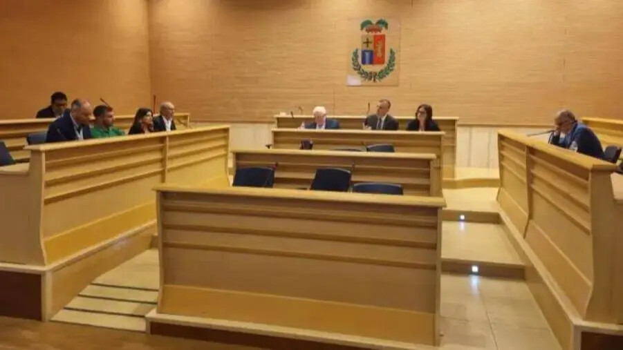 Provincia di Vibo, elezioni del Presidente il 27 dicembre: Barbalace firma il decreto di indizione dei comizi elettorali images Provincia di Vibo, elezioni del Presidente il 27 dicembre: Barbalace firma il decreto di indizione dei comizi elettorali