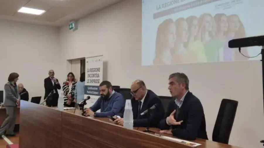 images Certificazione di parità di genere: opportunità e incentivi per le imprese calabresi