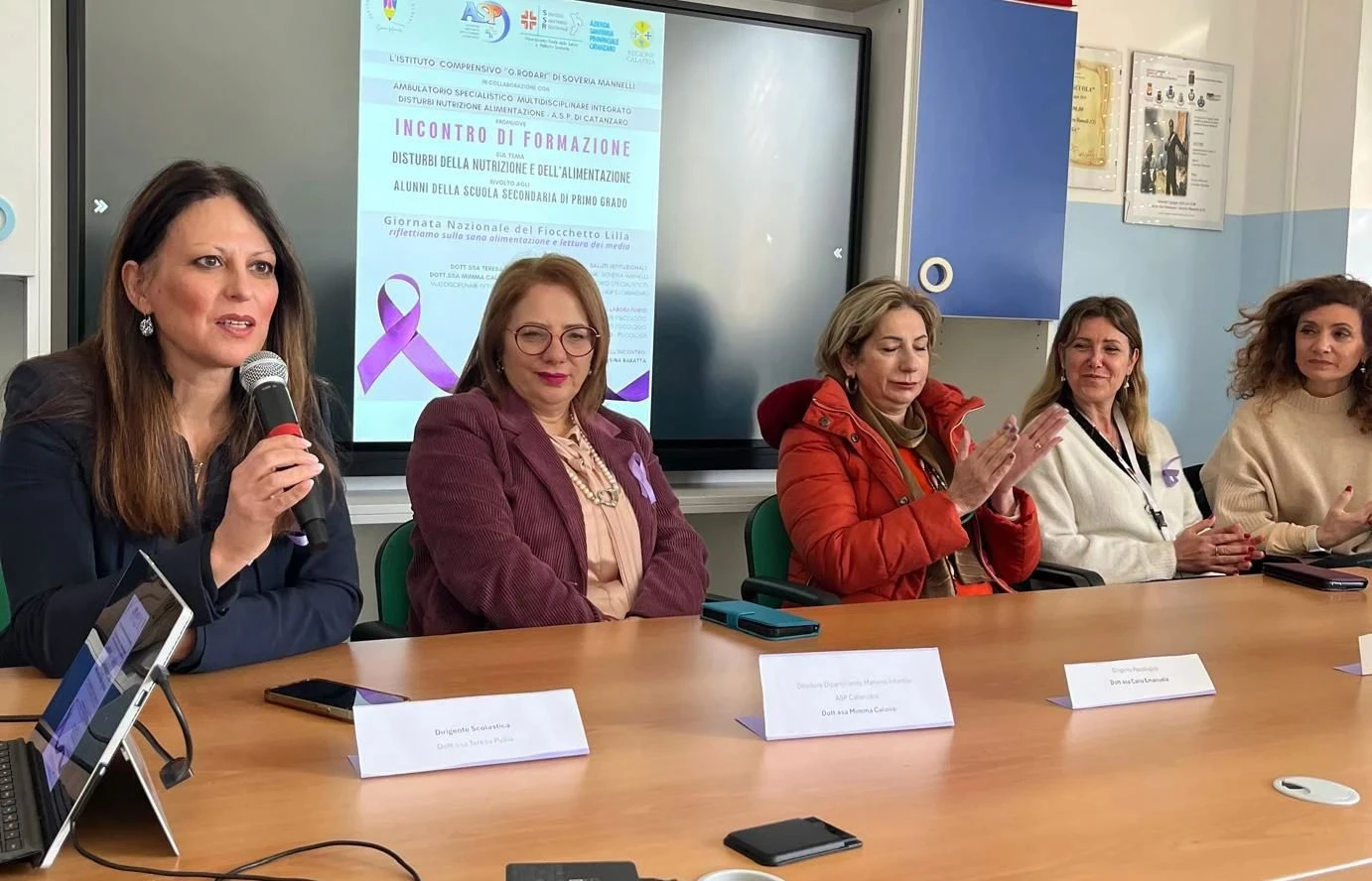 "Fiocchetto Lilla", l'IC "Rodari" di Soveria Mannelli capofila nella sensibilizzazione sull'influenza dei media nell'immagine corporea