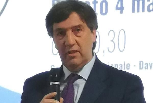 Catanzaro, assolto Claudio Parente: cadono le accuse di peculato e corruzione images Catanzaro, assolto Claudio Parente: cadono le accuse di peculato e corruzione