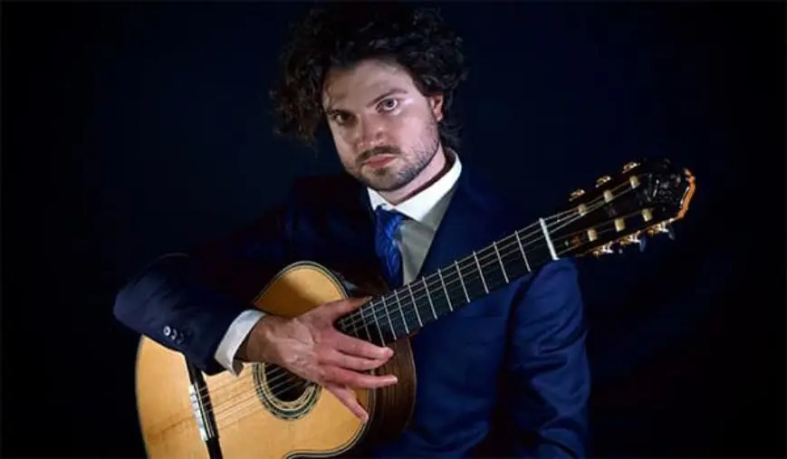 Amici della Musica, c'è attesa a Catanzaro per il talentuoso chitarrista Lorenzo Gasparo images Amici della Musica, c'è attesa a Catanzaro per il talentuoso chitarrista Lorenzo Gasparo