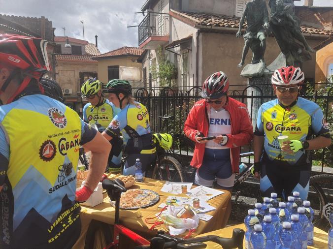 images Ciclovia Parchi Calabria, la pedalata ecologica da Stalettì a Girifalco


