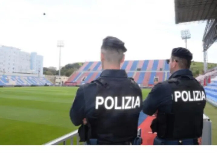 Crotone, il questore emette 2 Daspo “fuori contesto” ad altrettanti tifosi images Crotone, il questore emette 2 Daspo “fuori contesto” ad altrettanti tifosi