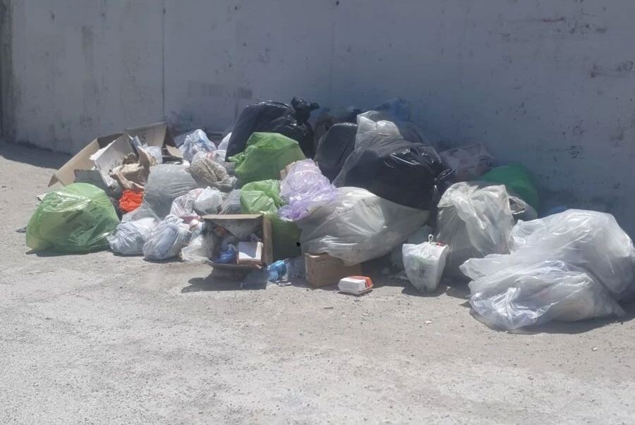 images Riccio: “Discarica all’ingresso del Porto, questo è il biglietto da visita di Catanzaro?"