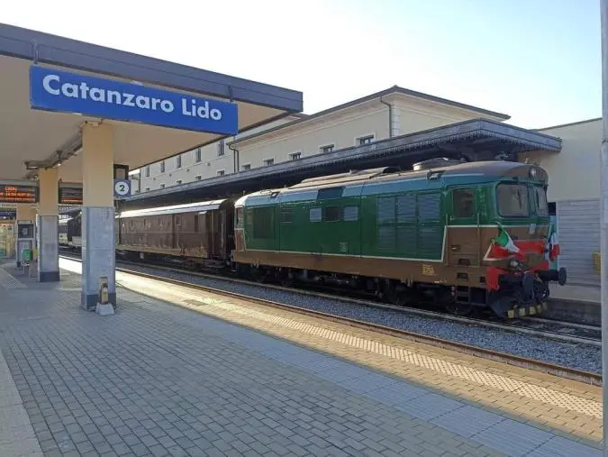 Terremoto, ripresa la circolazione ferroviaria tra Roccella e Melito