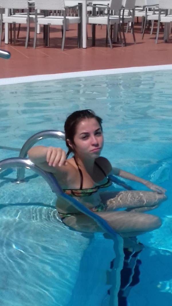 Tragedia a Soverato. Una ventenne sbranata dai cani di montagna nelle Serre images Tragedia a Soverato. Una ventenne sbranata dai cani di montagna nelle Serre