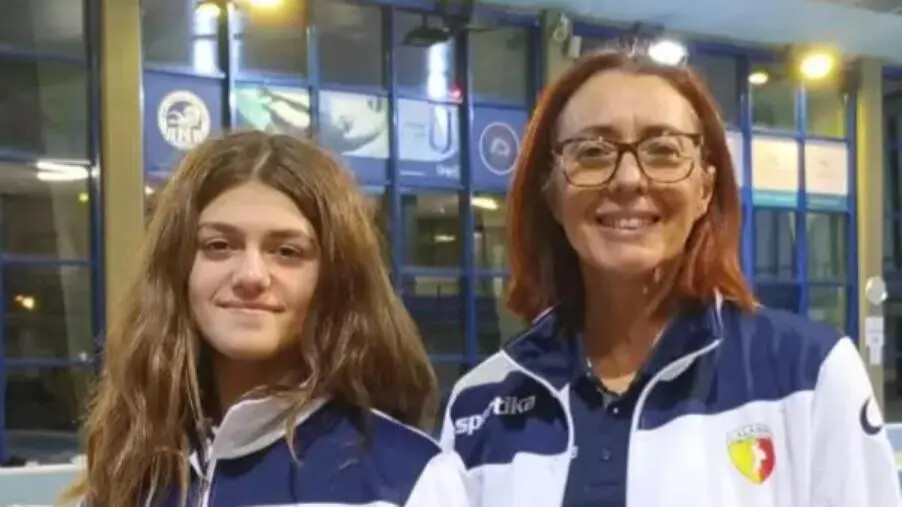 images Nuoto sincro, le sette stelle per Sara Basile della Calabria Swim Race