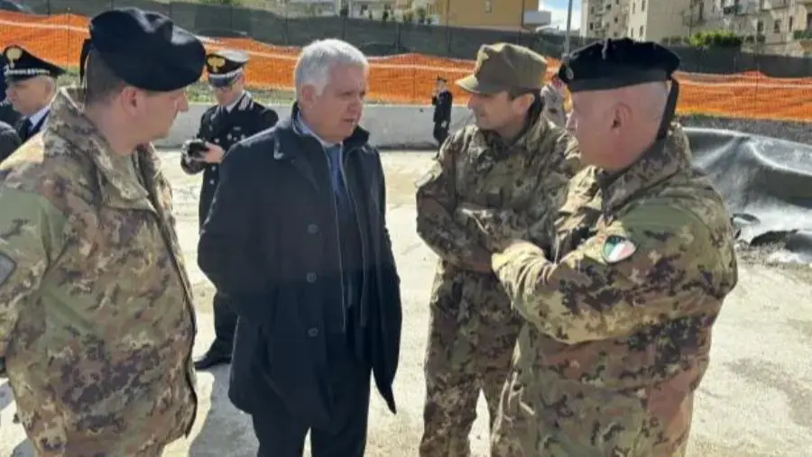 Sin Crotone, il commissario straordinario richiede l’intervento 'necessario e urgente' dei carabinieri images Sin Crotone, il commissario straordinario richiede l’intervento 'necessario e urgente' dei carabinieri