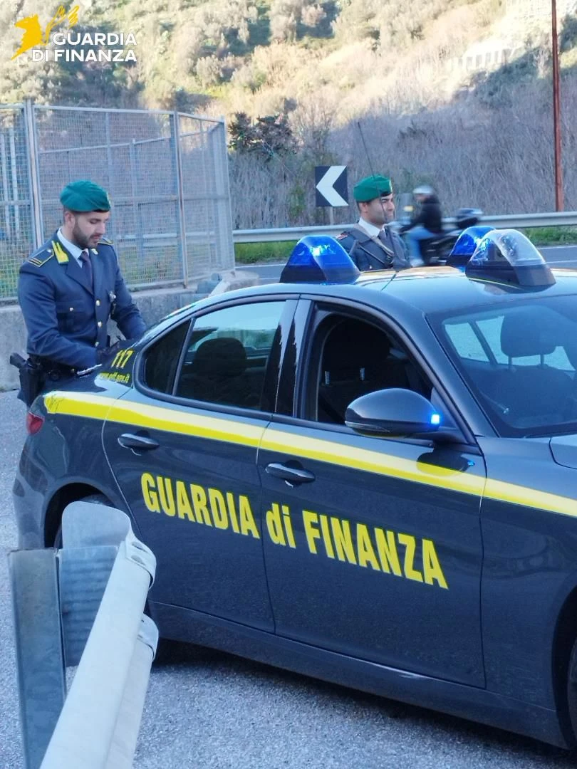 Estate sicura con la Guardia di Finanza:  interventi in tutta la provincia di Catanzaro  