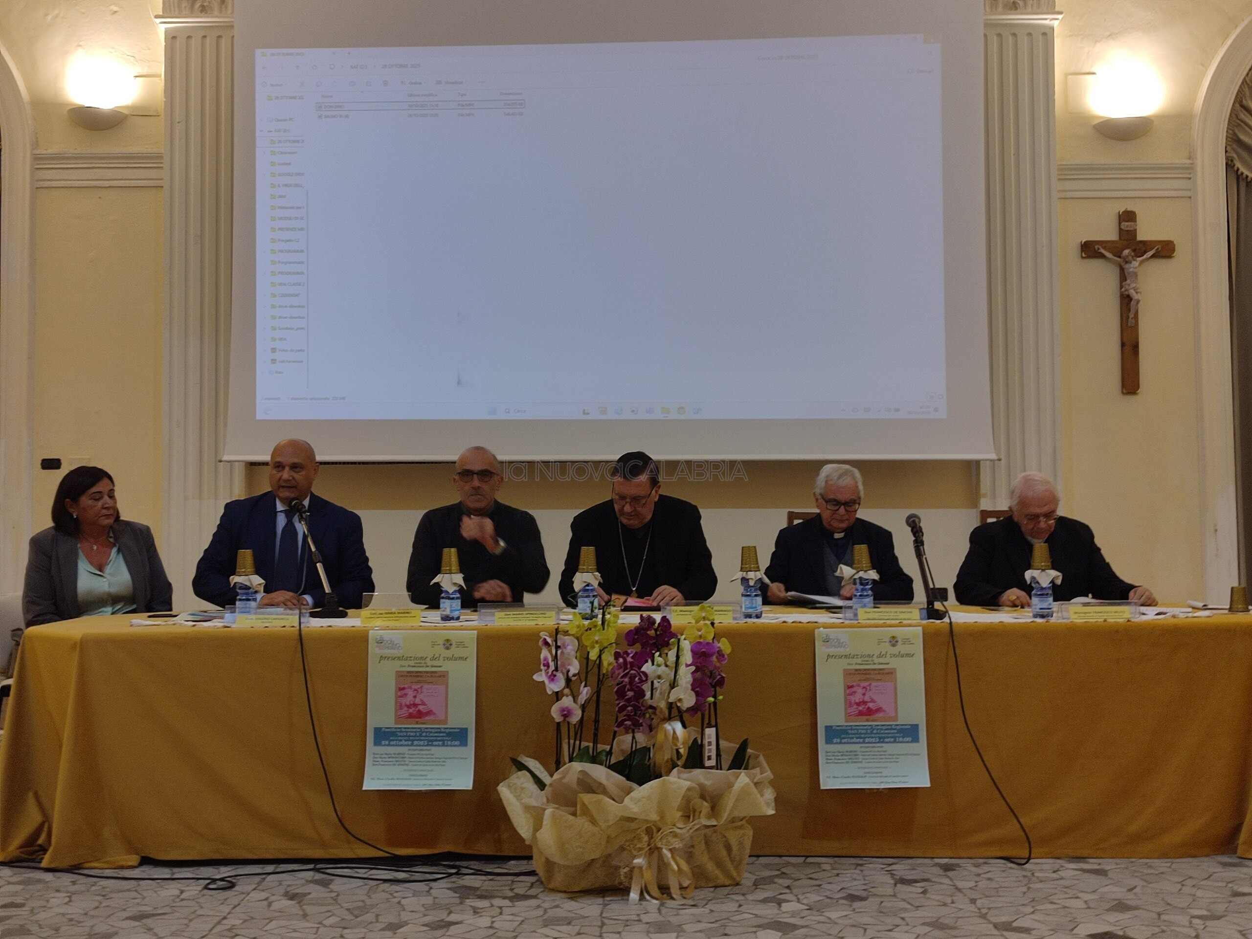 images Catanzaro, presentato il libro "Don Dino Piraino. I suoi pensieri, la sua arte"
