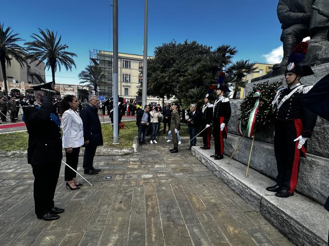 Catanzaro, la cerimonia istituzionale per il 25 aprile con il prefetto Ricci e la sottosegretaria Ferro images Catanzaro, la cerimonia istituzionale per il 25 aprile con il prefetto Ricci e la sottosegretaria Ferro