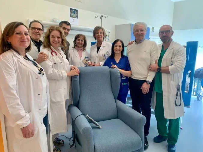 Il Lions Club Catanzaro Host dona una poltrona al reparto Pediatria del “Pugliese” images Il Lions Club Catanzaro Host dona una poltrona al reparto Pediatria del “Pugliese”