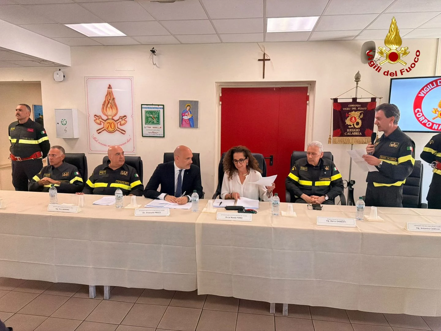 Visita istituzionale dei Sottosegretari Prisco e Ferro ai Comandi dei Vigili del Fuoco della Calabria