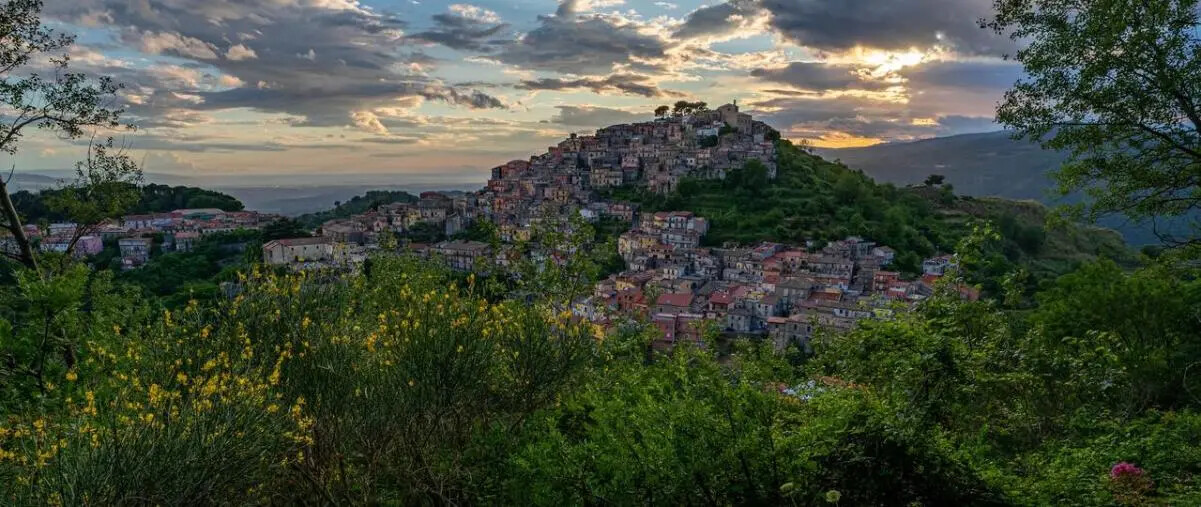 images "Tiriolo Turistica": un viaggio tra storia, natura e cultura del borgo