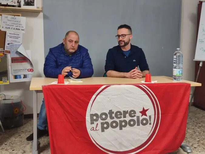 Catanzaro, presentato il libro "Il palazzo blu e altri racconti" di Mattia Gallo alla Casa del Popolo "Sankara"
images Catanzaro, presentato il libro "Il palazzo blu e altri racconti" di Mattia Gallo alla Casa del Popolo "Sankara"