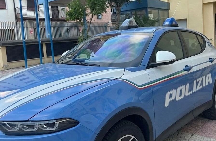 Crotone, raffica di controlli per contrastare il lavoro nero: dal 2025 denunciati 69 imprenditori images Crotone, raffica di controlli per contrastare il lavoro nero: dal 2025 denunciati 69 imprenditori