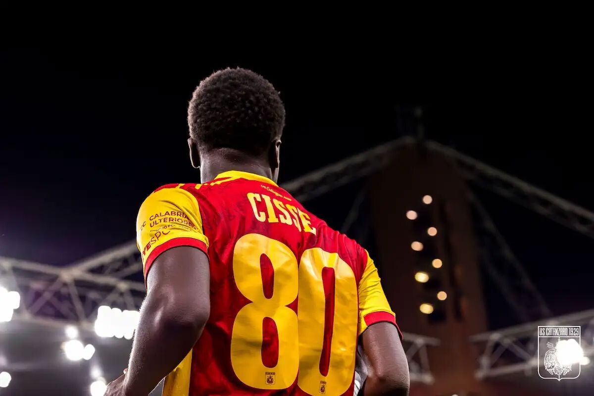 Il Milan si inserisce nella trattativa per Cisse e lo lascerebbe a Catanzaro fino a giugno images Il Milan si inserisce nella trattativa per Cisse e lo lascerebbe a Catanzaro fino a giugno
