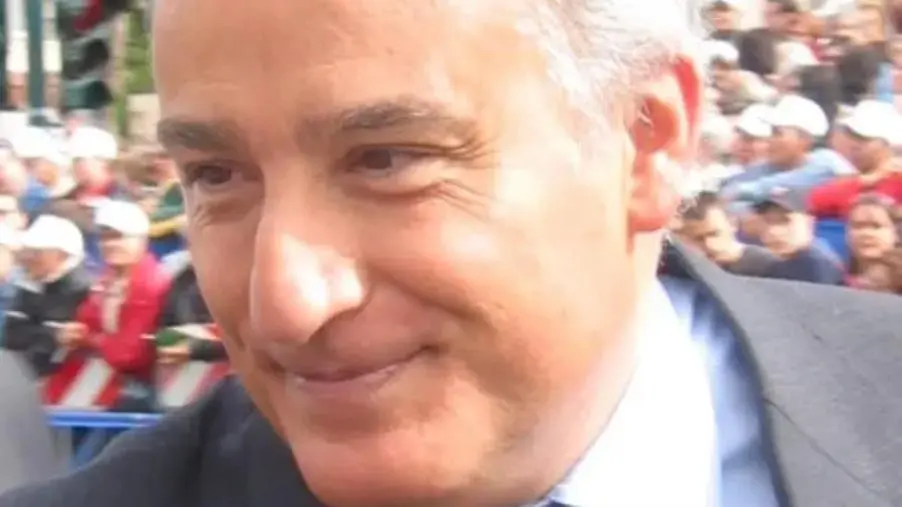 Rinviata la presentazione del libro "Storia senza eroi" di Piero Marrazzo prevista oggi a Catanzaro images Rinviata la presentazione del libro "Storia senza eroi" di Piero Marrazzo prevista oggi a Catanzaro