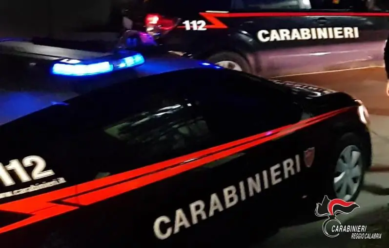 images Ritrovo abituale di persone pregiudicate e pericolose, chiuso un locale nel Reggino