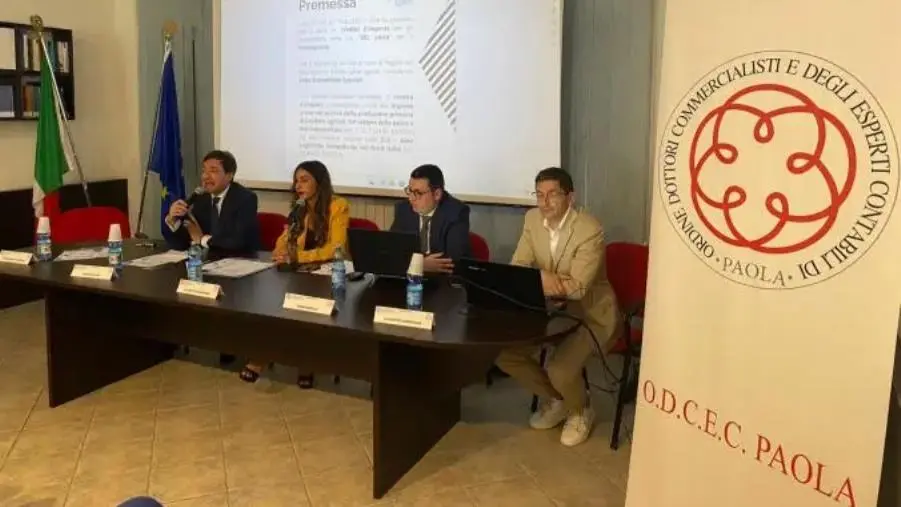 Zes unica, successo per il convegno organizzato dall'Ugdcec di Paola images Zes unica, successo per il convegno organizzato dall'Ugdcec di Paola