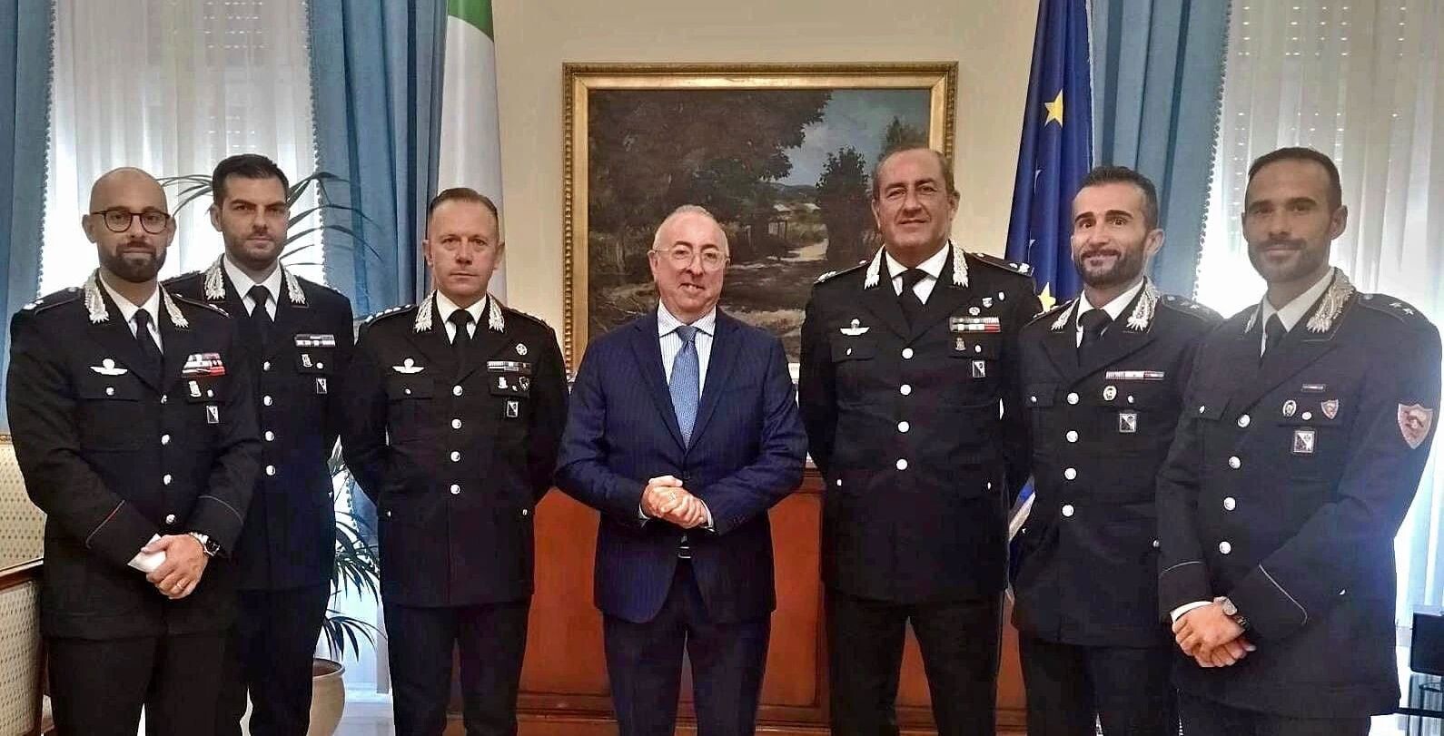 Catanzaro, il prefetto saluta gli ufficiali del Comando Provinciale Carabinieri destinati a nuovi incarichi images Catanzaro, il prefetto saluta gli ufficiali del Comando Provinciale Carabinieri destinati a nuovi incarichi
