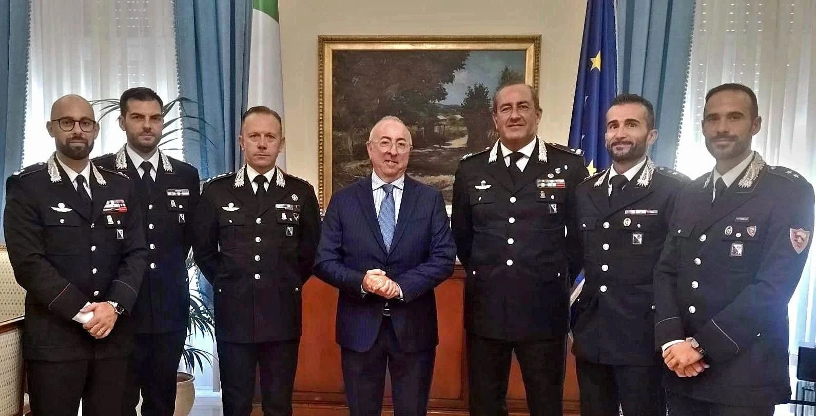 Catanzaro, il prefetto saluta gli ufficiali del Comando Provinciale Carabinieri destinati a nuovi incarichi 